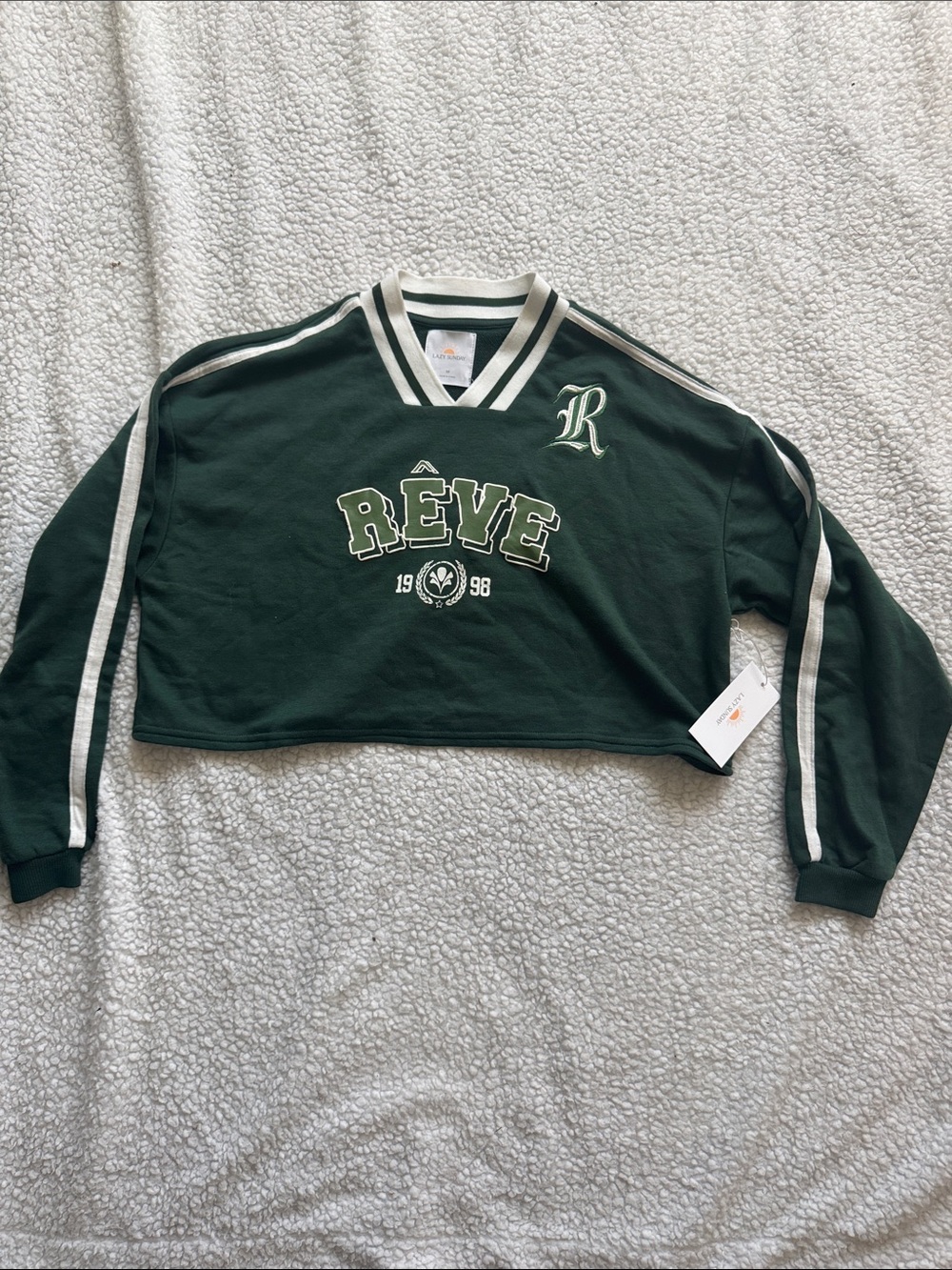 RÊVE Forest Green Cropped V-Neck Sweater